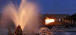 «Les Grandes Eaux nocturnes»: voyage dans le temps à Versailles