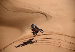 Dakar-2022: Al-Attiyah solide, les KTM impériales