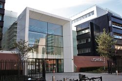 Beauté de luxe: Kering passe le flambeau à L’Oréal