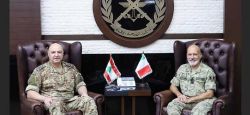 Le commandant de l'armée italienne reçu par le général J. Aoun