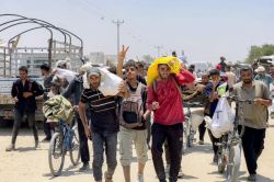 Israël annonce une pause des combats dans la bande de Gaza affamée