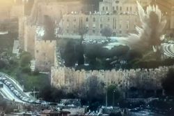 Détonations et sirènes à Jérusalem après une alerte aux missiles iraniens