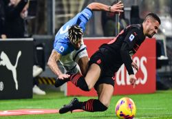 Calcio: Naples s'offre Milan, l'Inter championne d'automne