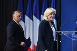 Le Pen, Orban, Kaczynski, Salvini ... la fine fleur de l'extrême droite réunie à Varsovie