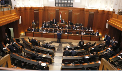 Séance plénière au Parlement: 9 points sur 17 approuvés, quorum rompu et débats enflammés