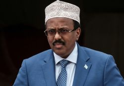 Somalie: le président suspend le Premier ministre sur fond de conflit électoral