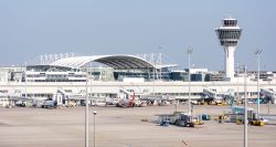 Allemagne: le trafic aérien à Munich brièvement perturbé, nouvel épisode de la «menace des drones»