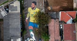 Brésil: une fresque géante de Neymar à quelques heures du Mondial
