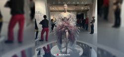 Iris van Herpen ou la relation fusionnelle cosmos-textile