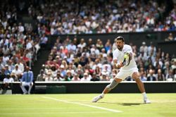 Wimbledon: Djokovic laborieux, Fils heureux