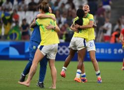 JO-2024 - Foot: le Brésil de Marta au défi des Etats-Unis du trio Rodman-Smith-Swanson