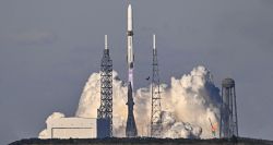 Blue Origin réussit l’atterrissage de son booster New Glenn