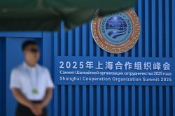 Xi accueille Poutine et un sommet voulu comme la vitrine de nouveaux rapports internationaux