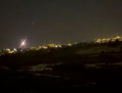 Le Liban sous les frappes israéliennes après des roquettes tirées par le Hezbollah