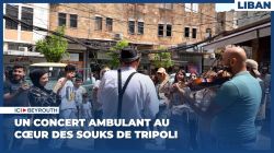 Un concert ambulant au cœur des souks de Tripoli