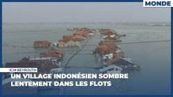 Un village indonésien sombre lentement dans les flots