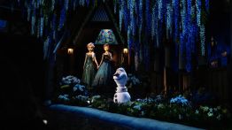 Frozen s’installe à Disneyland Paris avec une attraction spectaculaire