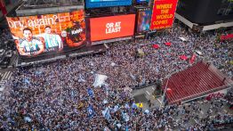 Espagne–Argentine: La fièvre des supporters gagne New York