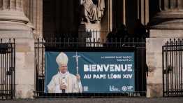 Notre-Dame se prépare à accueillir le pape