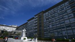 Hôpital Gemelli: le refuge médical des papes