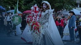 Catrinas à Mexico: une fête colorée pour honorer la mémoire des défunts