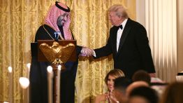 Trump et MBS scellent des accords colossaux