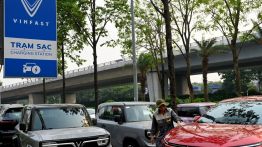  Au Vietnam, la flambée des carburants dope l'électrique