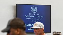 En Floride, l'aéroport de Palm Beach porte désormais le nom de Donald Trump