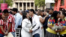 Au Mexique, un mariage de masse sous les couleurs du foot 