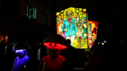 Morgenstreich: Quand Bâle plonge dans le noir