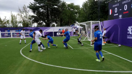 Cécifoot: les Bleus, champions paralympiques, séduisent toujours autant le public