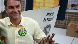 Flavio Bolsonaro crée la surprise en devançant Lula, le Brésil ira au second tour