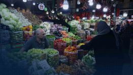 Iran: dans les bazars de Téhéran, la crise étouffe les commerçants