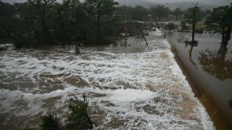 Plus de 80 morts dans les inondations au Texas: l'espoir de retrouver des survivants s'amenuise