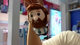 Mondial 2026: Messi en peluche, le succès des jouets stars en Chine