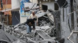 Des villages dévastés attendent l’heure de la reconstruction