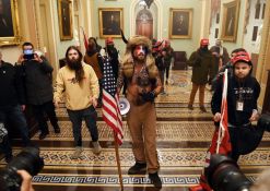 Les Etats-Unis, une "démocratie en recul"