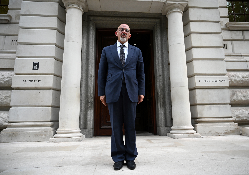 Royaume-Uni: un nouveau ministre des Finances d'origine kurde irakienne