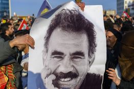 Öcalan appelle la Turquie à faciliter un accord entre les Kurdes syriens et Damas 