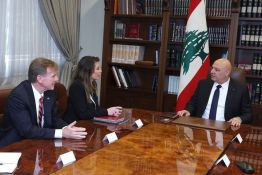 Aoun et Ortagus discutent du renforcement du cessez-le-feu