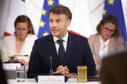 Gaza: Macron va tenir un sommet avec le président al-Sissi et le roi de Jordanie en Egypte