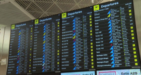 Paralysie budgétaire: des centaines de vols annulés dans les aéroports américains