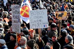 France: la tauromachie en guerre contre l'écologie punitive