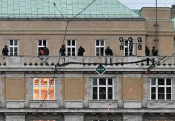 14 morts dans une fusillade à Prague