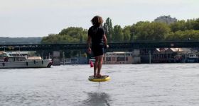 Voler au-dessus de la Seine