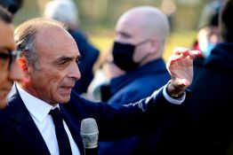 France: un autre candidat d'extrême droite rejoint la course à la présidentielle