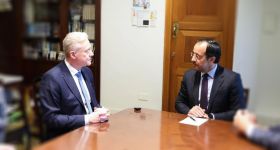 À Chypre, Raggi évoque l'après-Finul et le monopole des armes avec Christodoulides