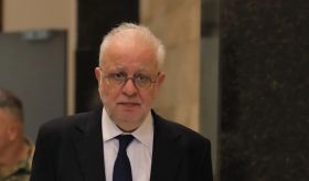 Adel Nassar: le Conseil d’État tranchera sur la taxation de l’essence, le monopole des armes reste la priorité