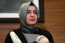 Scandale financier en Turquie: une ex-ministre du parti au pouvoir démissionne