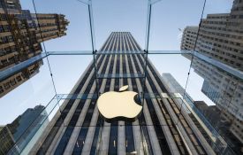 Une nouvelle ère s'ouvre chez Apple avec l'intronisation de John Ternus, confronté à plusieurs défis